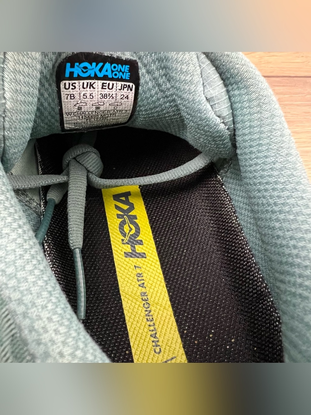 Hoka One One Challenger ATR 7 Women’s Size 7 B Green Athletic Running Shoes - Picture 13 of 13